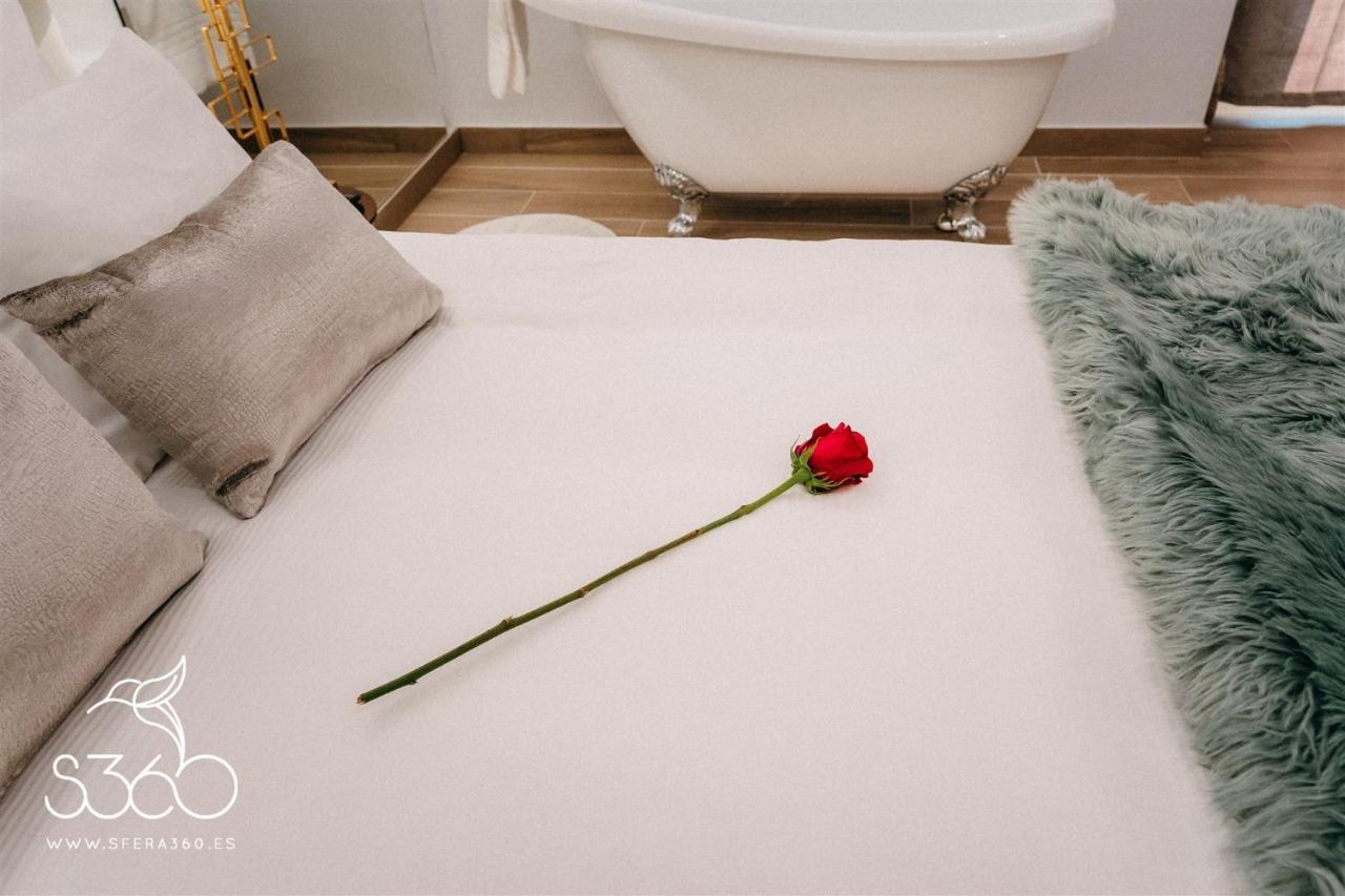 Casa Albarari Boutique Double Rooms With Access To Shared Infinity Pool Sanxenxo Exterior photo