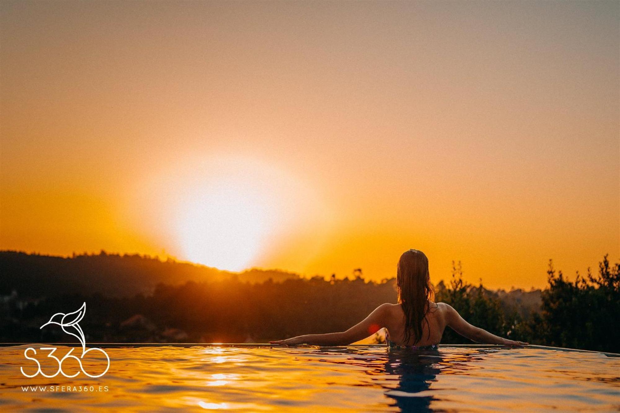 Casa Albarari Boutique Double Rooms With Access To Shared Infinity Pool Sanxenxo Exterior photo
